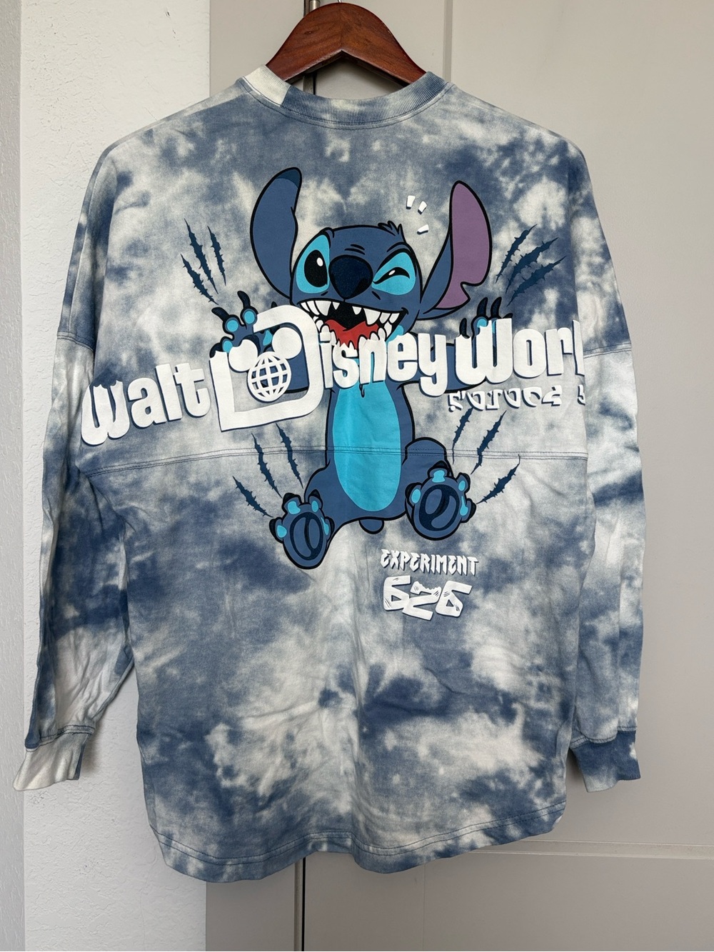 DISNEY PARKS STITCH EXPERIMENT 626 TIE DYE SPIRIT JERSEY SIZE SMALL